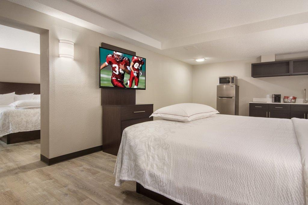 Red Roof Plus+ & Suites Erie Zewnętrze zdjęcie